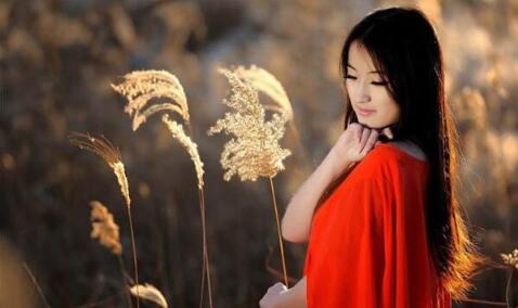 最朴实走心的告白短句，触动女孩心灵的句子