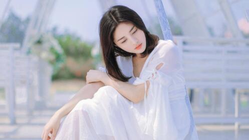 女孩说不理你了如何回答？她不是真的不想理你