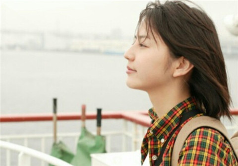 体谅和心疼他们的句子，一句话触动女孩泪点