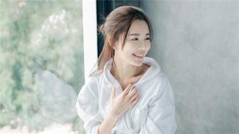 如何从聊天看出女生是不是喜欢你？4个女孩喜欢你的信号