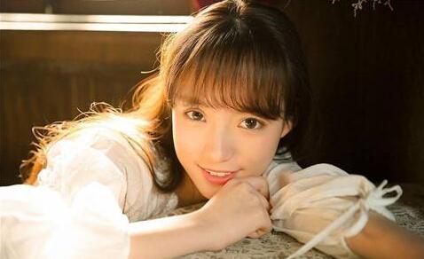 男女聊什么内容是暧昧？有这类表现就是和你暧昧