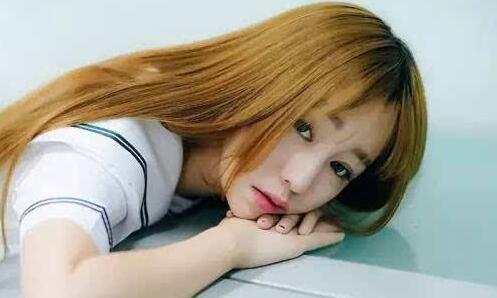 在电话里如何和女友聊天？才有益于感情进步