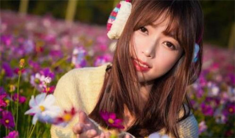 女孩说自己老了如何幽默回复，才能撩到她？