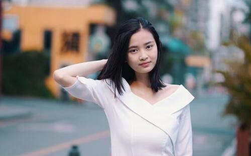 约不出来的女生还需要坚持追吗？
