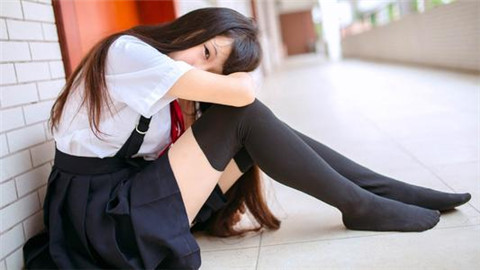 女孩找你吐槽心事意味着什么，该如何回她？