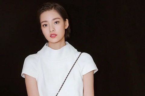 男女友之间没话题聊如何解决