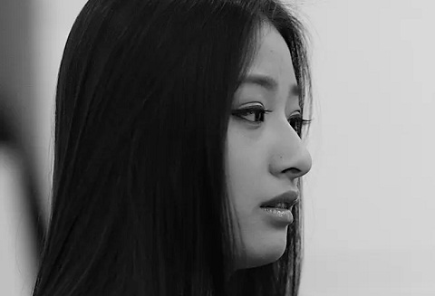 女友忽然变得非常冷淡如何解决？