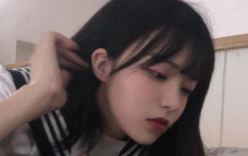 和女友冷战如何和好第一句话，先低头没什么大不了