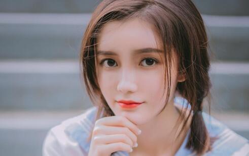 追女孩需无需嘘寒问暖？能吸引女孩才是核心