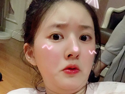 女友不高兴如何哄，你需要做这两步！