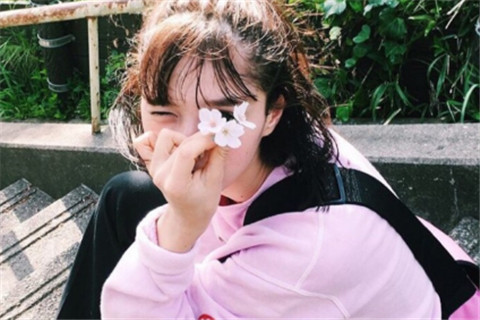 女孩说不适合还要追吗？追女孩聊什么话题？