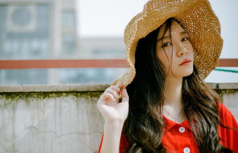女生假拒绝真考验男的表现，看穿她的假拒绝
