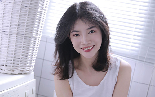 约会从来不买单的女孩还要联系吗？