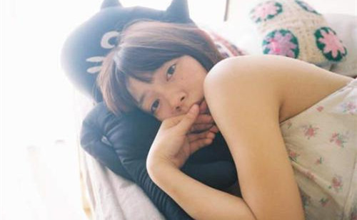 女孩问你多少岁了如何撩她？