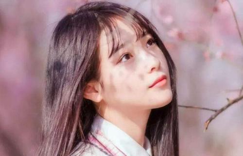 为何感情都是男孩主动，而女孩不主动？