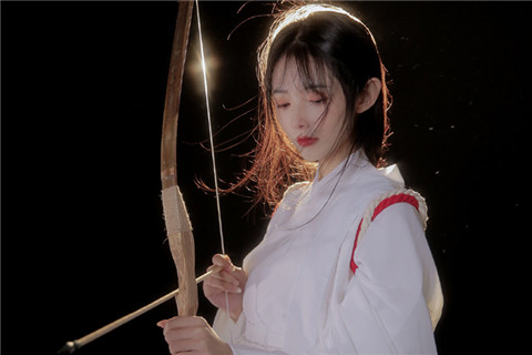 和水瓶座女生谈恋爱需要注意什么 水瓶座恋爱最在意这三点 小宇恋爱