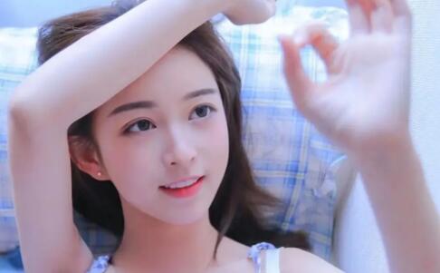 怎么样从聊天判断女孩喜欢自己？从三个方面判断