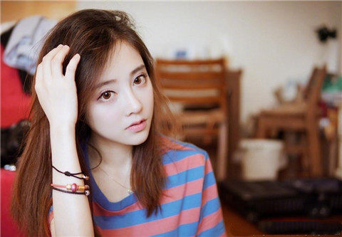 性格很内向的男孩怎么样才能找到女友？