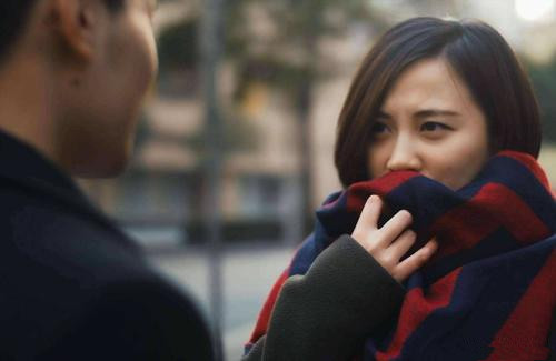 女孩想叫你约她会有什么信号？这类暗示别错过