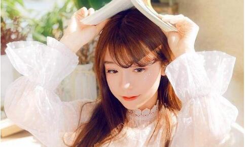第一次找女孩聊天如何开头？