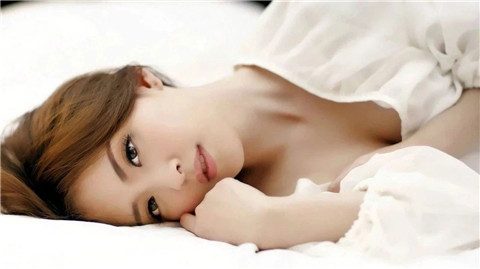 女孩态度非常冷淡还有必要继续追吗？