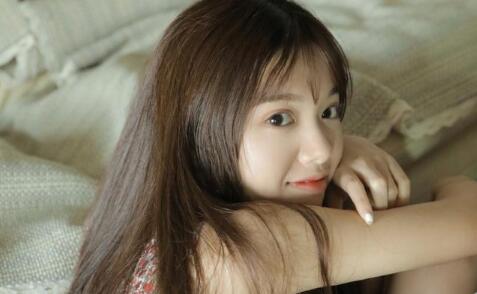 女孩说好久不见下一句如何接？女孩说好久不见的意思