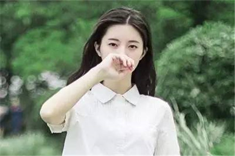 天蝎座的女孩会陪不喜欢的人聊天吗？