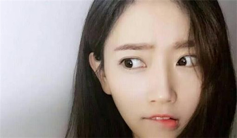 女孩回我呵呵，该如何怼回去？