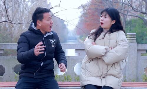 年龄大了想结婚，但女友不想结婚如何解决？