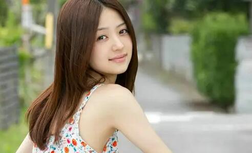 和聊了很长时间的女孩如何拉升关系？