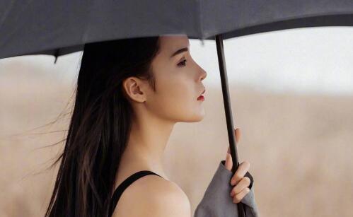 为何男性不敢追太出色的女孩？其实出色女孩非常不错追