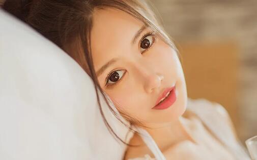 聊了好久的女网友见光去世了如何解决？