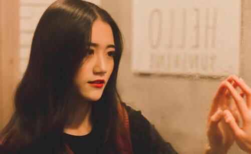 怎么样应对渣女，让渣女对你动真感情？