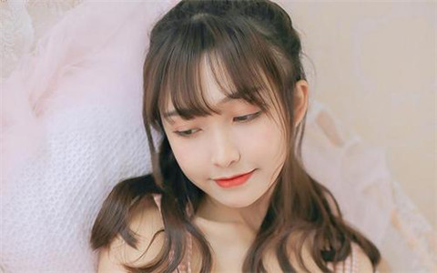 和女孩首次见面应该聊什么，第一次跟女孩见面聊什么