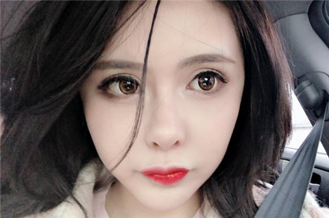 心情不好哄女友快乐的话要如何说的文案